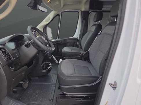 New 2026 RAM ProMaster 1500 w/ Premium Convenience Group image 4