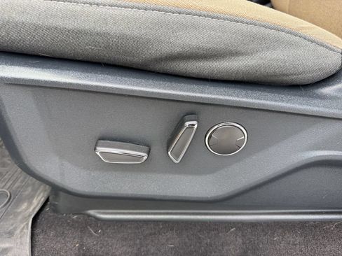 Used 2021 Ford F150 4x4 SuperCrew image 16
