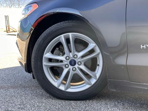 Used 2018 Ford Fusion SE image 8