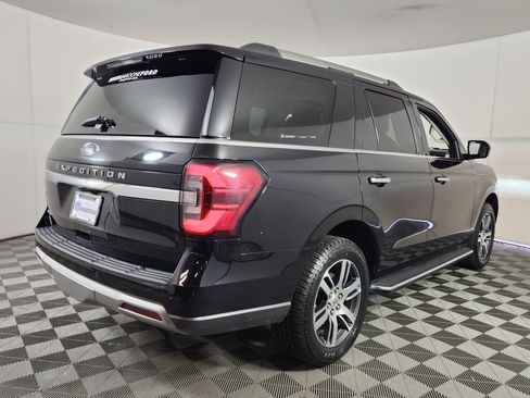Used 2023 Ford Expedition Limited AWD/4WD image 7
