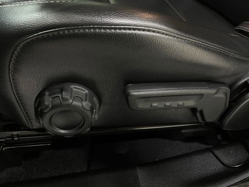 Used 2023 Jeep Wrangler Sahara w/ Cold Weather Group image 15