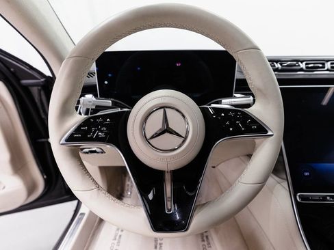 Used 2023 Mercedes-Benz S 580 4MATIC Sedan image 12