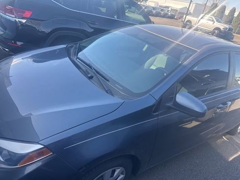 Used 2016 Toyota Corolla LE image 13