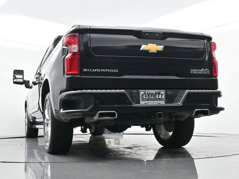 Used 2024 Chevrolet Silverado 1500 High Country w/ High Country Premium Package image 51