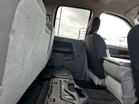 Used 2006 Dodge Ram 2500 Truck SLT w/ Quad Cab Big Horn Value Group image 11