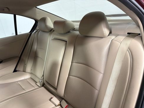 Used 2015 Honda Accord Touring image 18