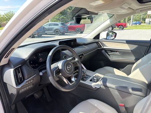 Certified 2024 MAZDA CX-90 Plug-In Hybrid w/ Premium Pkg AWD/4WD image 13