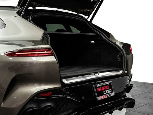 Used 2023 Aston Martin DBX 707 image 16
