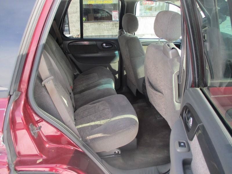 Used 2003 GMC Envoy SLE w/ 1SB Preferred Equipment Group AWD/4WD image 9
