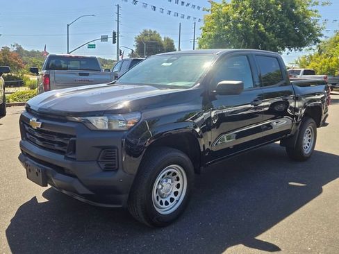 Used 2023 Chevrolet Colorado W/T RWD image 8