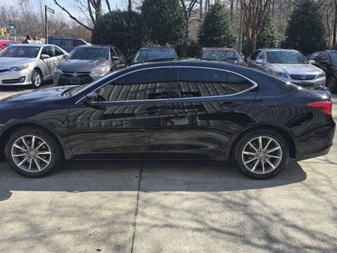 Used 2018 Acura TLX w/ Technology Package image 2