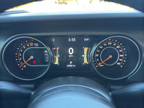 Used 2023 Jeep Gladiator Sport AWD/4WD image 21