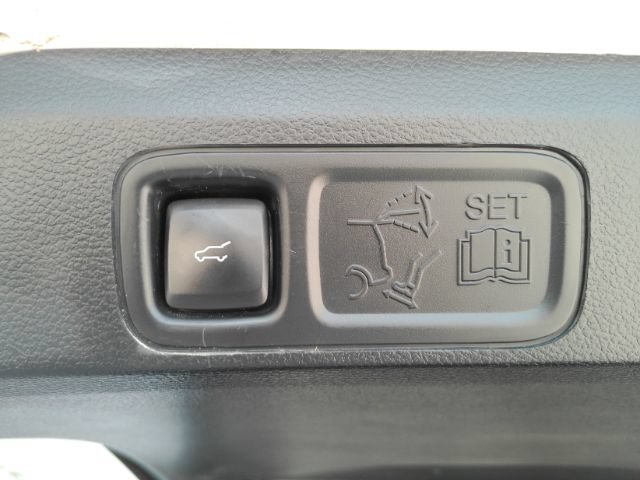 Used 2021 Ford Expedition Max Limited RWD image 31