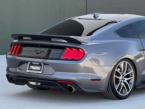 Used 2022 Ford Mustang Coupe w/ Equipment Group 101A RWD image 30