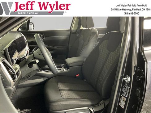 New 2026 Kia Sorento LX FWD image 16