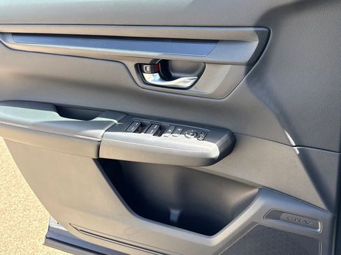 Certified 2026 Honda CR-V Sport image 30