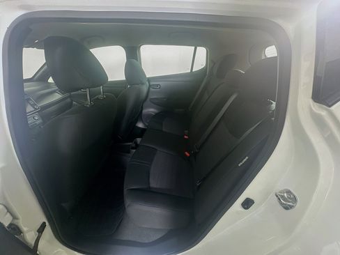 Used 2024 Nissan Leaf S FWD image 28