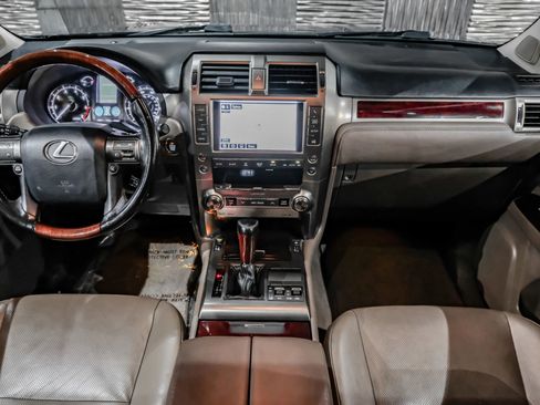 Used 2016 Lexus GX 460 image 20