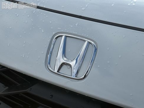 Used 2024 Honda HR-V Sport image 32