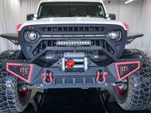 Used 2020 Jeep Gladiator Sport w/ Quick Order Package 24S image 3