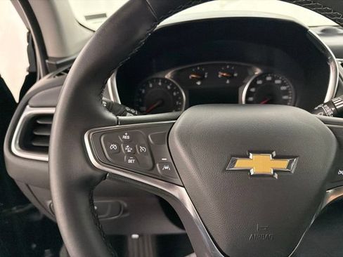 Used 2024 Chevrolet Equinox LT AWD/4WD image 11