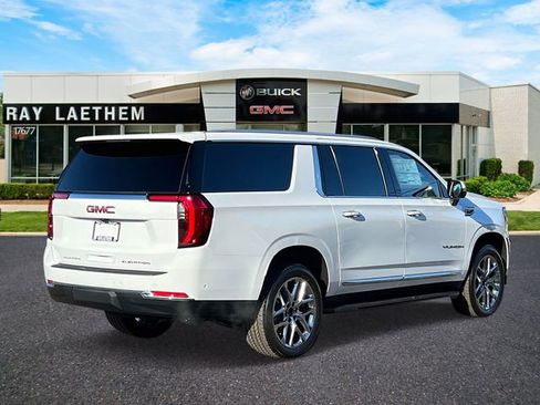 New 2026 GMC Yukon XL Elevation image 5
