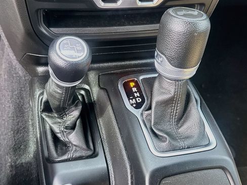 Used 2023 Jeep Wrangler Unlimited w/ Sun & Screen Package AWD/4WD image 18