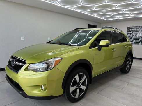 Used 2014 Subaru Crosstrek Touring w/ Popular Package #2 AWD/4WD image 3