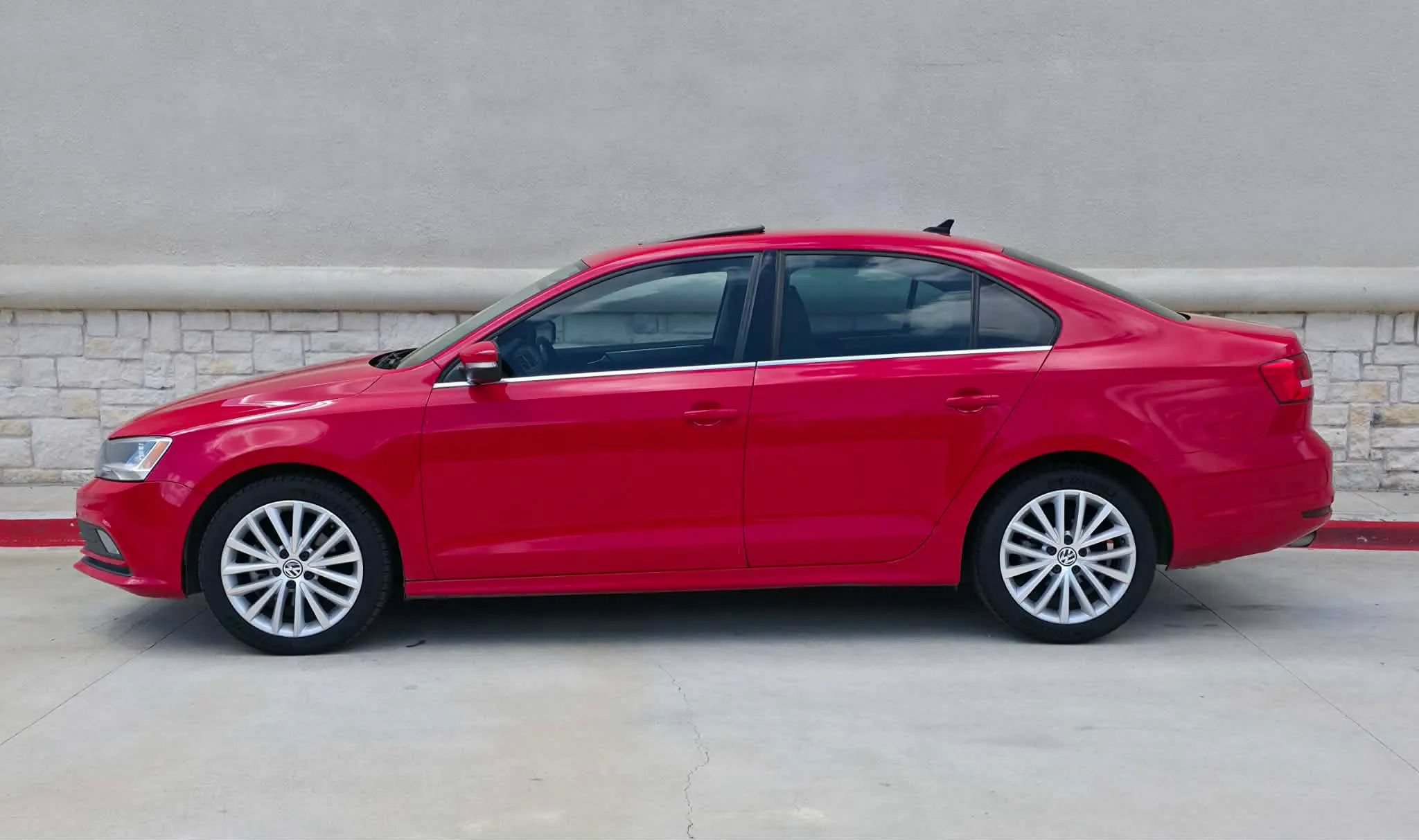 Used 2015 Volkswagen Jetta SE FWD image 6
