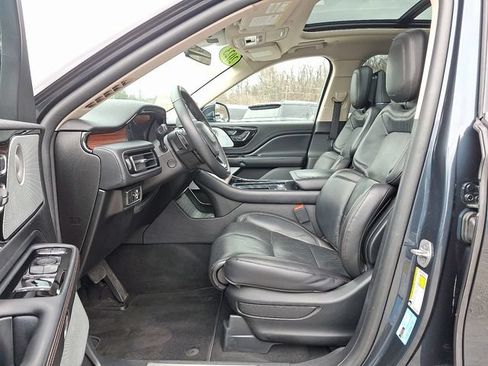 Certified 2023 Lincoln Aviator Reserve w/ Equipment Group 201A AWD/4WD image 13
