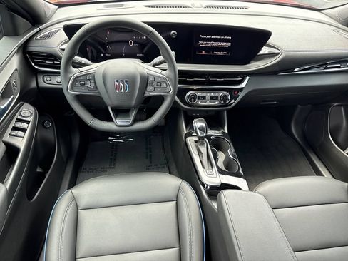 Used 2024 Buick Envista Sport Touring w/ Convenience I Package FWD image 24