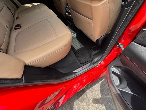 Used 2017 BMW X5 M AWD/4WD image 37