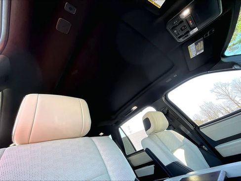 Certified 2024 Toyota Sequoia Capstone image 13