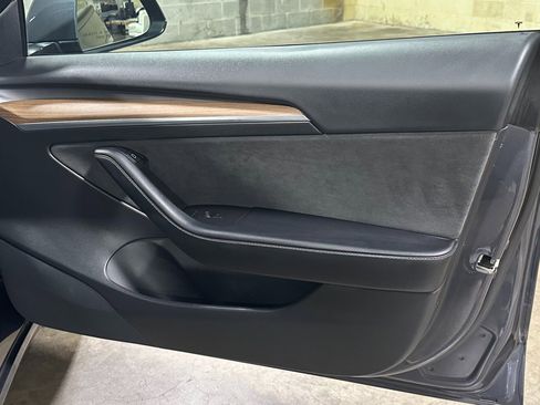Used 2019 Tesla Model 3 Long Range image 30