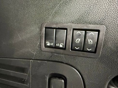 Used 2020 Chevrolet Tahoe Premier image 38