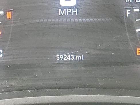 Used 2022 Dodge Challenger GT image 13