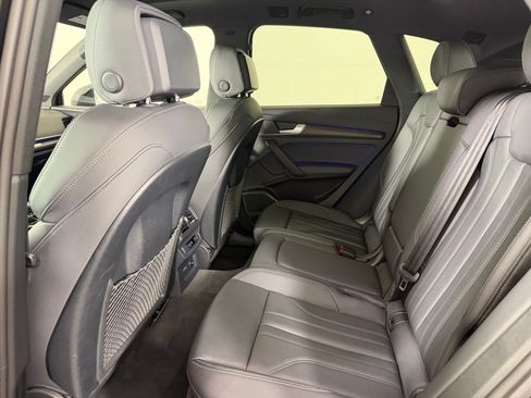 Used 2025 Audi Q5 e Premium Plus w/ Premium Plus Package AWD/4WD image 23
