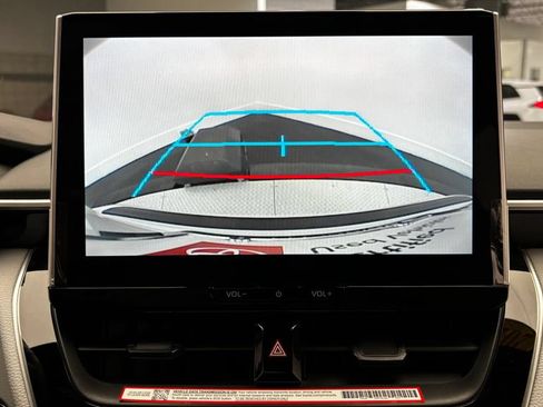 Used 2026 Toyota Corolla SE w/ SE Package FWD image 46