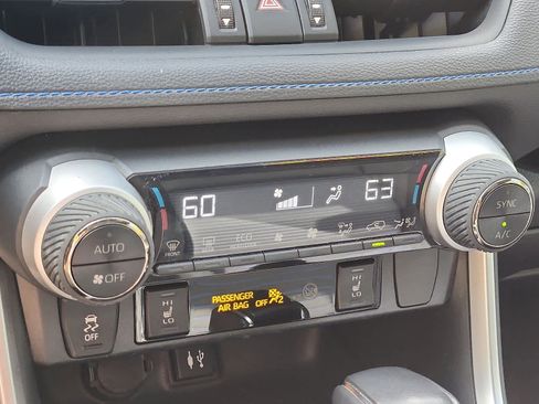 Used 2019 Toyota RAV4 XSE image 17