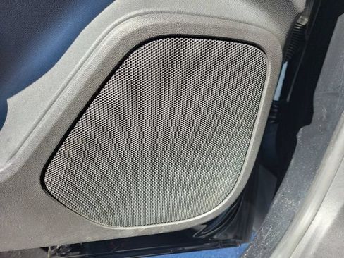 Used 2020 Chevrolet Blazer LT FWD image 18