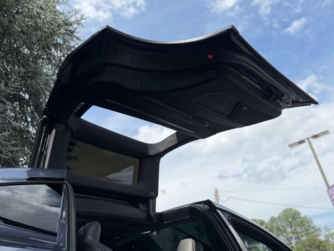 Used 2022 Tesla Model X AWD/4WD image 42