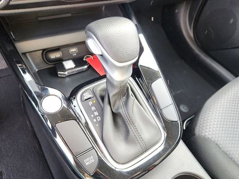 Certified 2025 Kia Soul S image 15