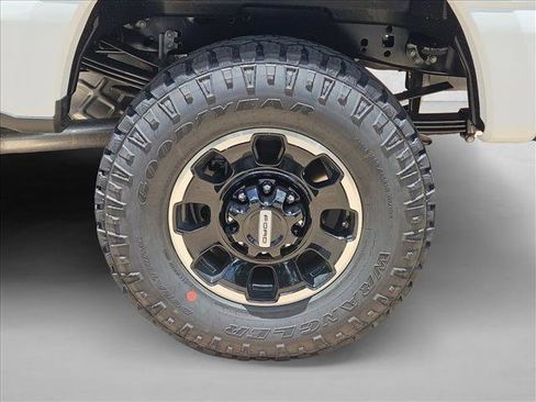 New 2026 Ford F250 XLT w/ XLT Premium Package AWD/4WD image 10