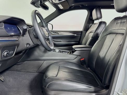 Used 2021 Jeep Grand Cherokee L Overland image 11