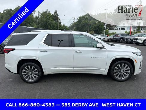 Used 2023 Chevrolet Traverse Premier AWD/4WD image 9