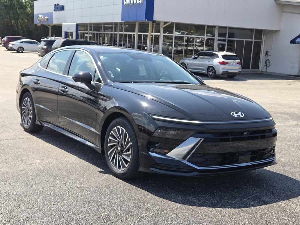 New 2026 Hyundai Sonata Limited FWD image 1