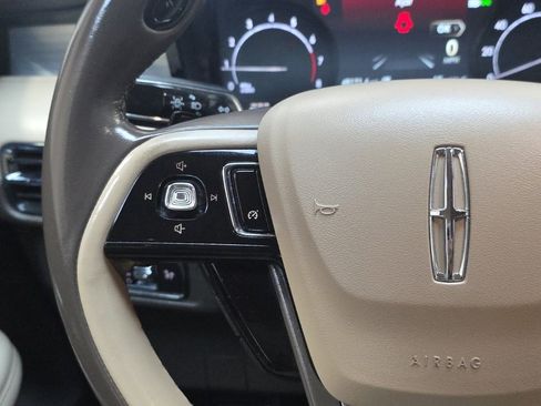 Used 2021 Lincoln Corsair Standard image 20