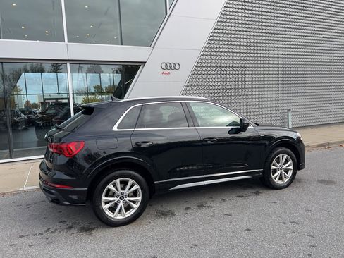 Used 2022 Audi Q3 2.0T Premium Plus w/ Premium Plus Package image 18