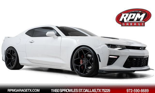 Used 2016 Chevrolet Camaro SS RWD image 1