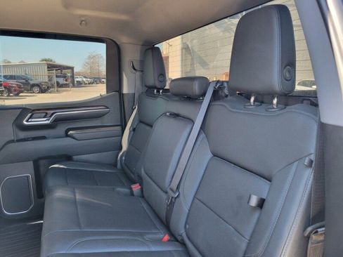 Used 2023 GMC Sierra 1500 SLT w/ SLT Premium Package image 25